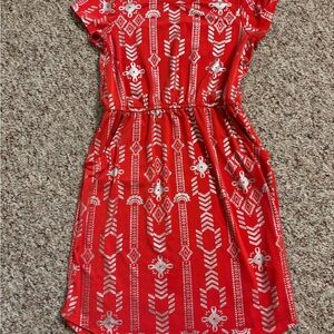 ⬇️LuLaRoe 12 Red & Metallic Patterned dress w pockets